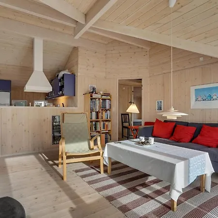 Feriehus Amazing In With 2 Bedrooms